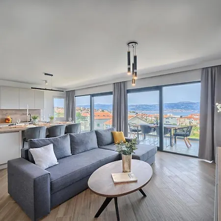 Apartment Aqualis Vista - Where Comfort Meets Stunning Scenery