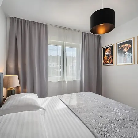 Apartment Aqualis Vista - Where Comfort Meets Stunning Scenery Slatine